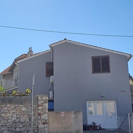 Konoba Yan Apartamento PUY Exterior foto