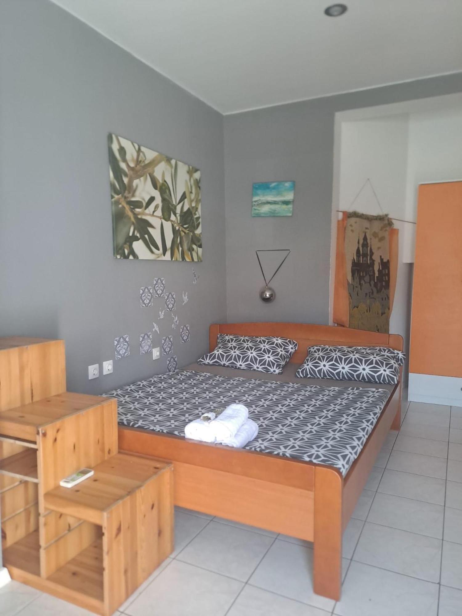 Konoba Yan Apartamento PUY Exterior foto
